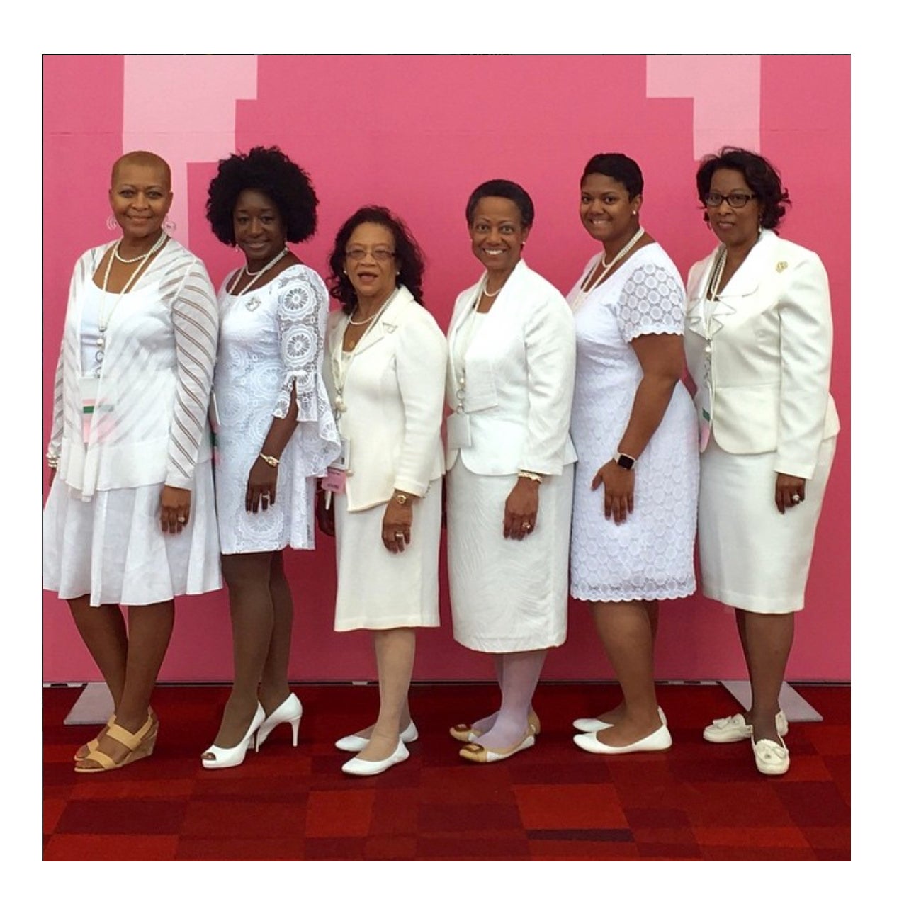 The Ladies of Alpha Kappa Alpha Sorority, Inc. Paint Atlanta Pink and Green
